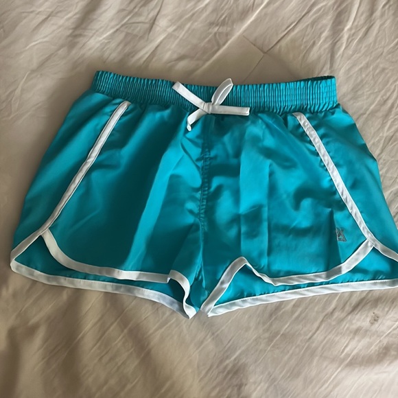 ZeroXposur one piece with cover up shorts set - Picture 4 of 7